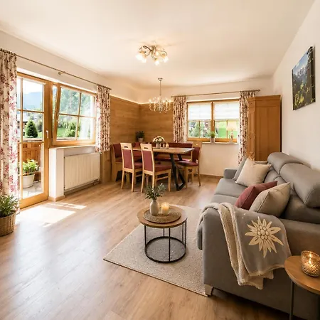 Haus Alpenecho 4*