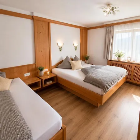 Haus Alpenecho Guest house